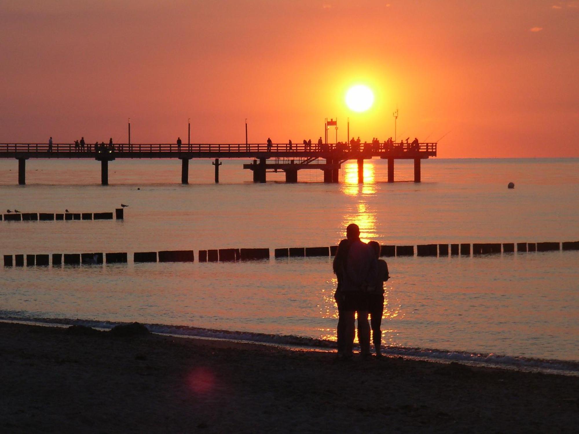 Ostsee Hotel-Pension An Der Lindenallee Бад Доберан Екстериор снимка