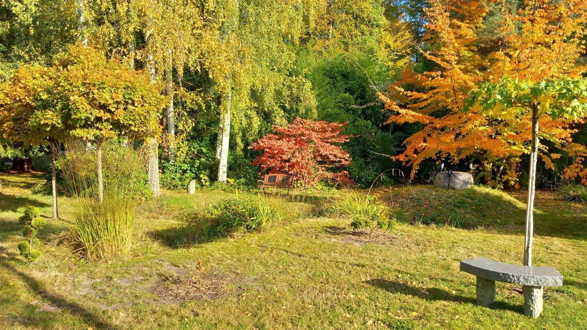 Ostsee Hotel-Pension An Der Lindenallee Бад Доберан Екстериор снимка